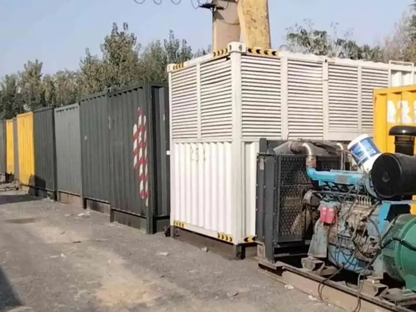 罗甸200KW柴油发电机机组每小时油耗是多少?